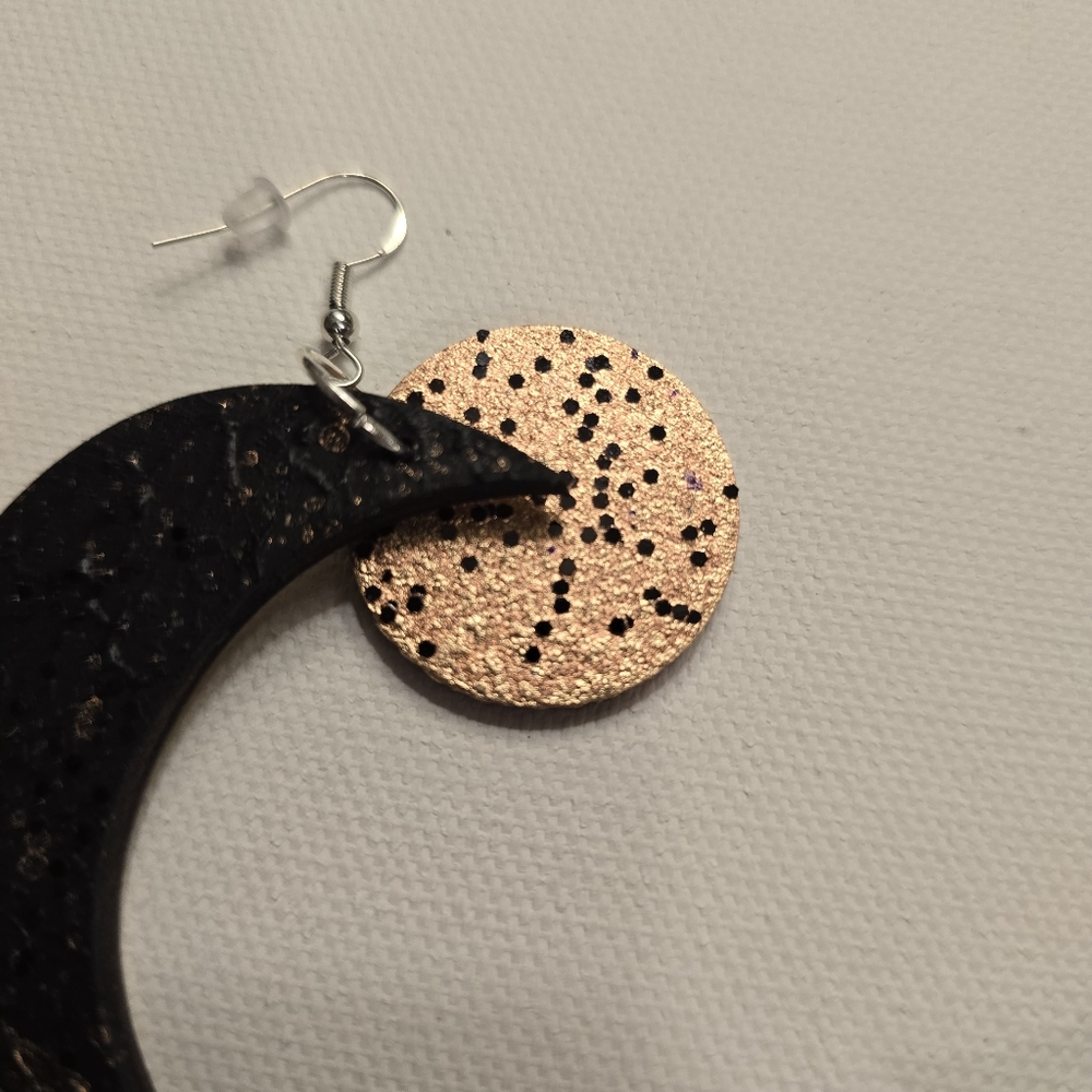 HANDCRAFTED Wood Crecent Moon Earrings HANDPAINTED Dangle Pierced Earrings - Picture 8 of 16